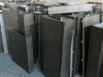 仿銅拉絲鋁單板