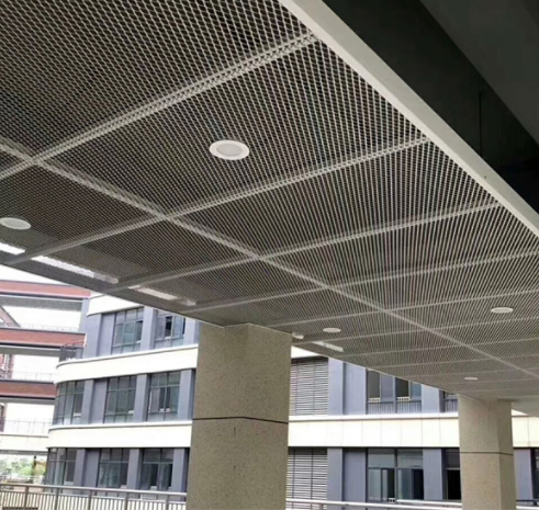 拉網(wǎng)鋁單板